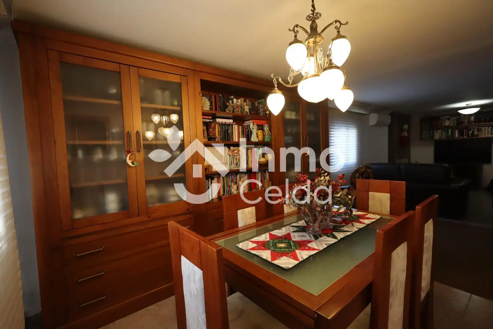 Comedor de Casa o chalet en venta en Torrent con Aire acondicionado, Calefacción y Jardín privado