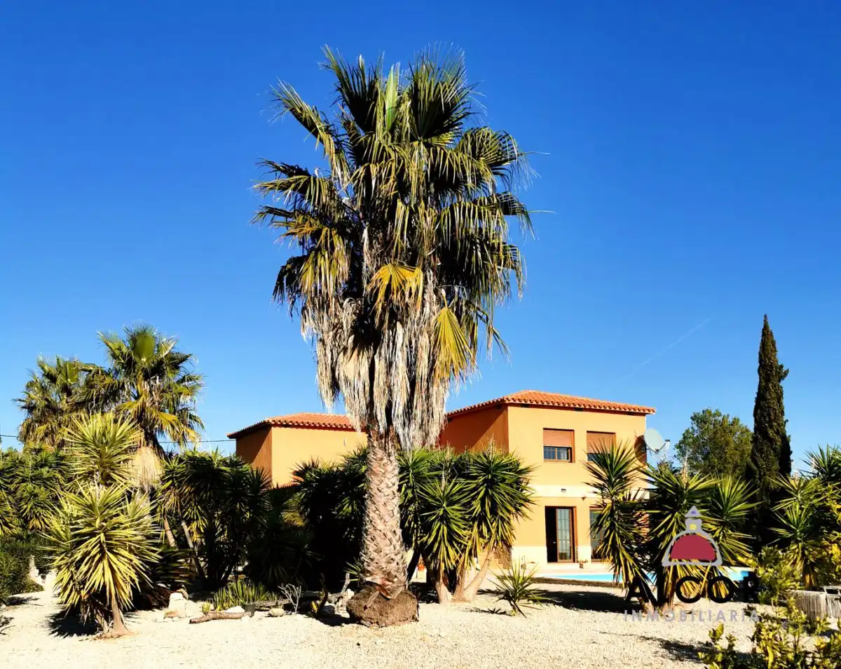 Villa mit Pool zum Verkauf in POLIGONO 10 PARCELA 164, imagen 7