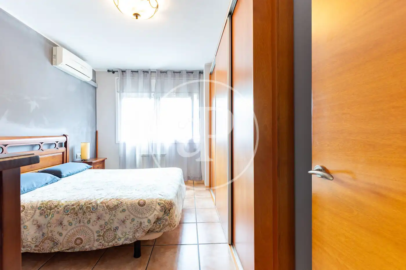 Habitación de Casa o chalet en venta en Terrassa con Aire acondicionado, Calefacción y Jardín privado