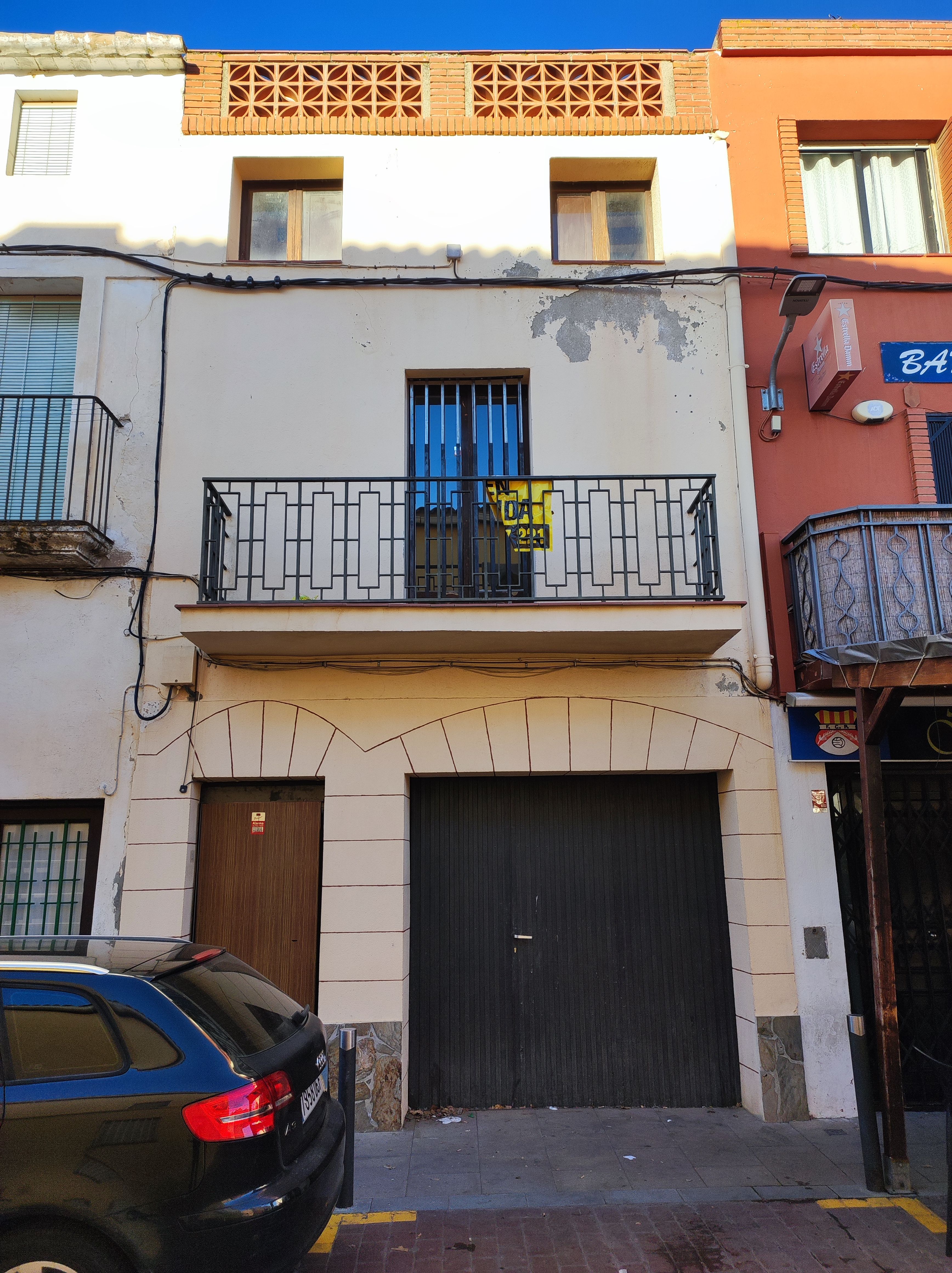 Vista exterior de Casa o xalet en venda en Puigdàlber amb Terrassa i Balcó