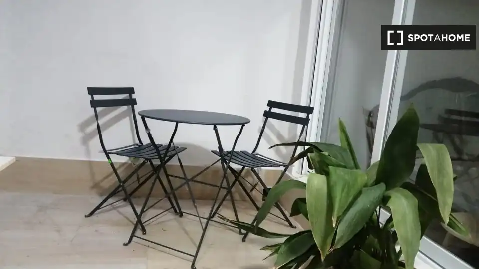 Room in Camino de Ronda