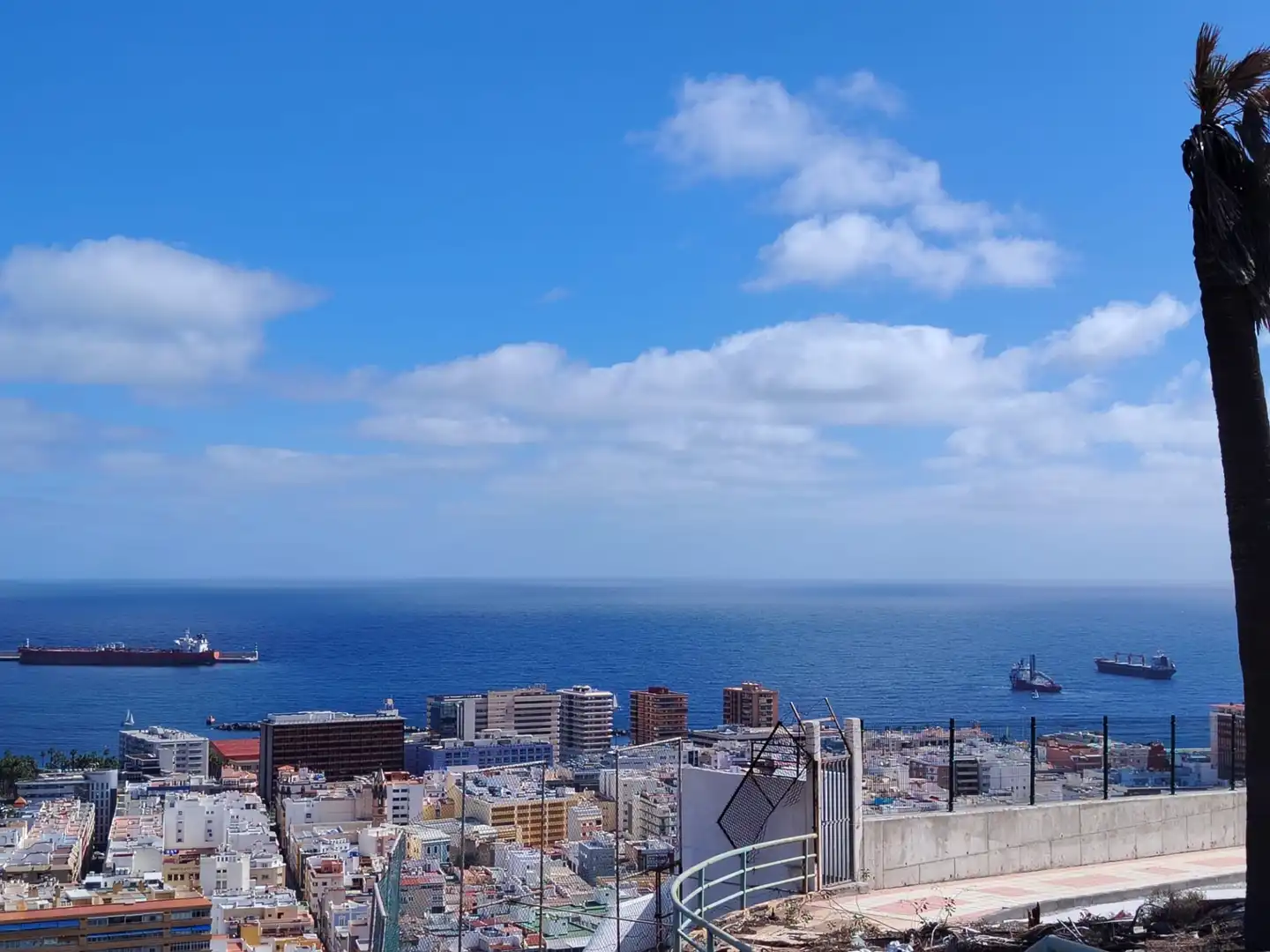 Vista exterior de Residencial en venda en Las Palmas de Gran Canaria