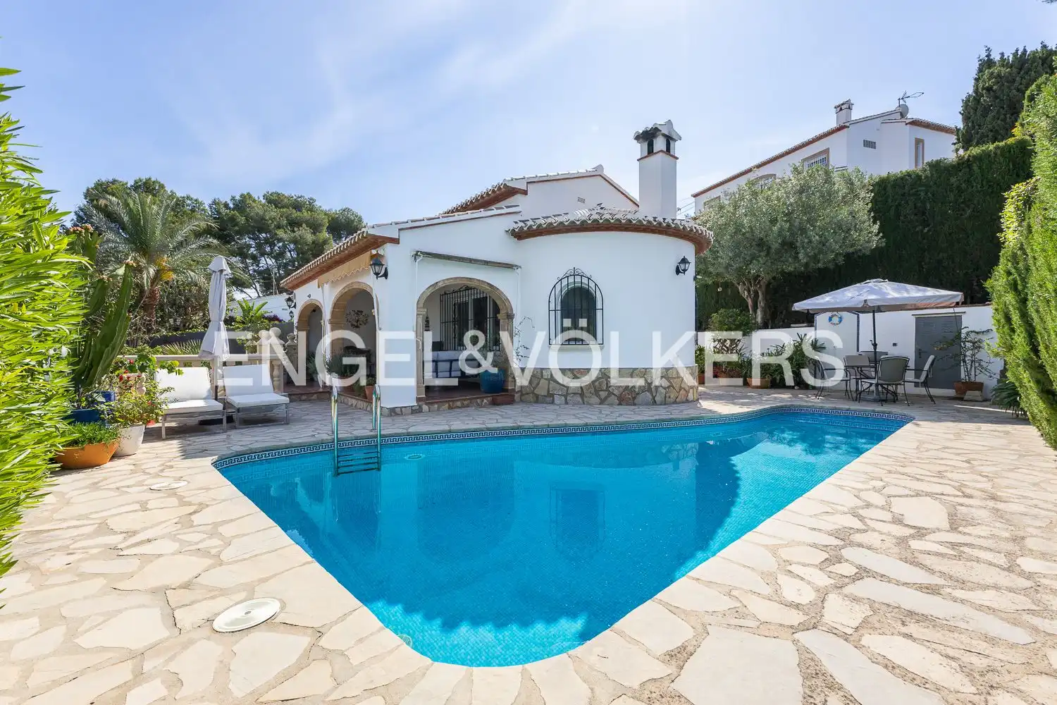 Vista exterior de Finca rústica en venda en Jávea / Xàbia amb Aire condicionat, Calefacció i Jardí privat