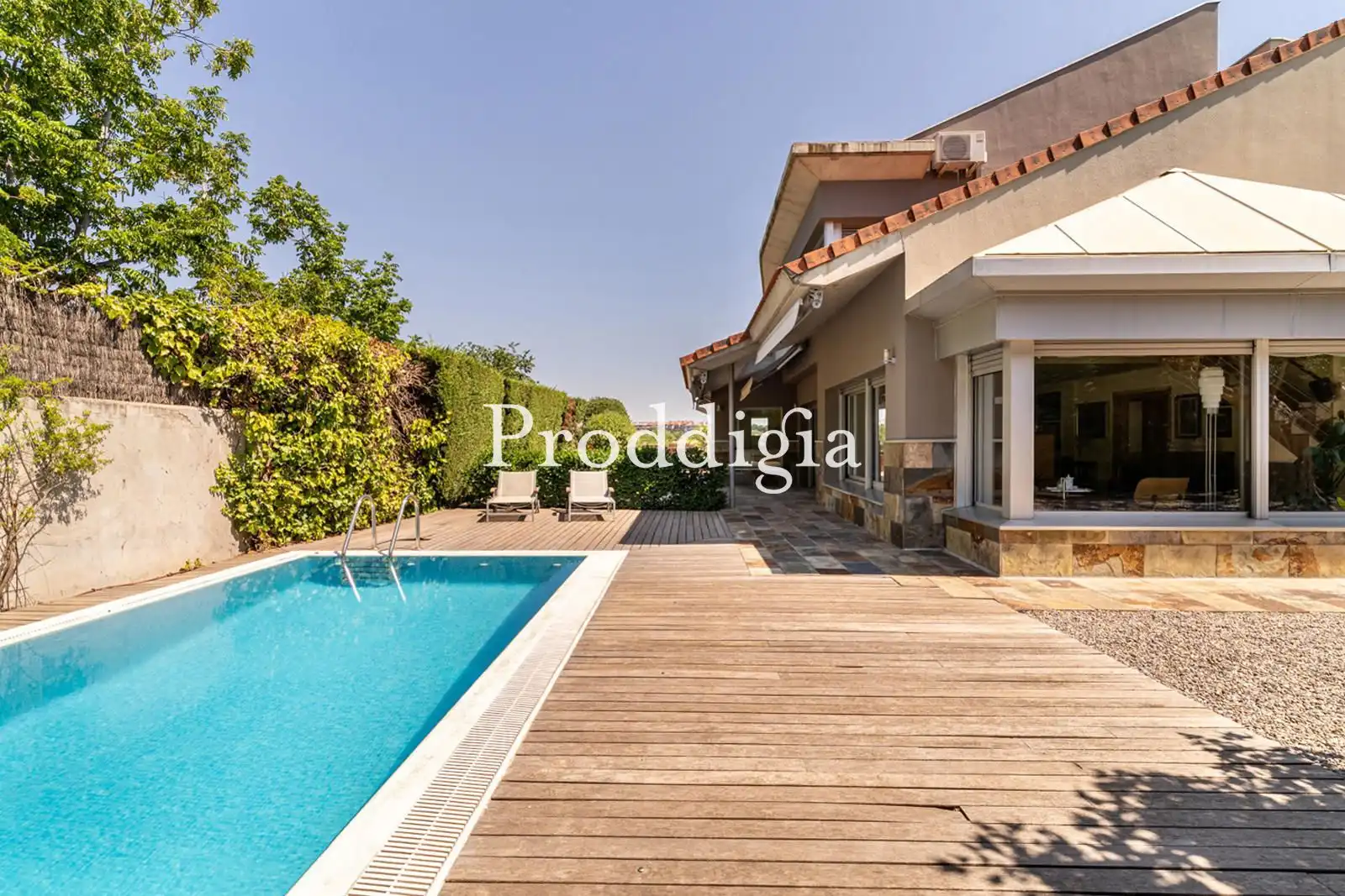 Swimming pool of Houses for sale in Sant Cugat del Vallès  with Air Conditioner, Terrace and Storage room