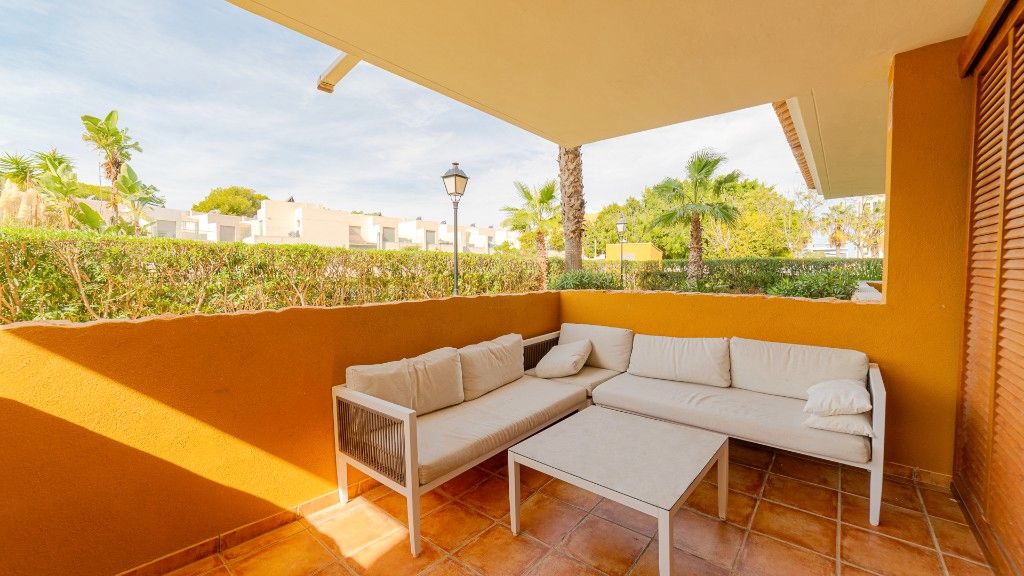Terrace of Single-family semi-detached for sale in Torrevieja