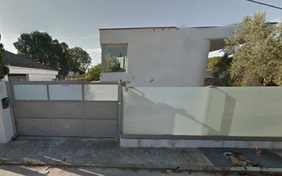 Vista exterior de Casa o xalet en venda en Sant Vicenç de Montalt amb Terrassa