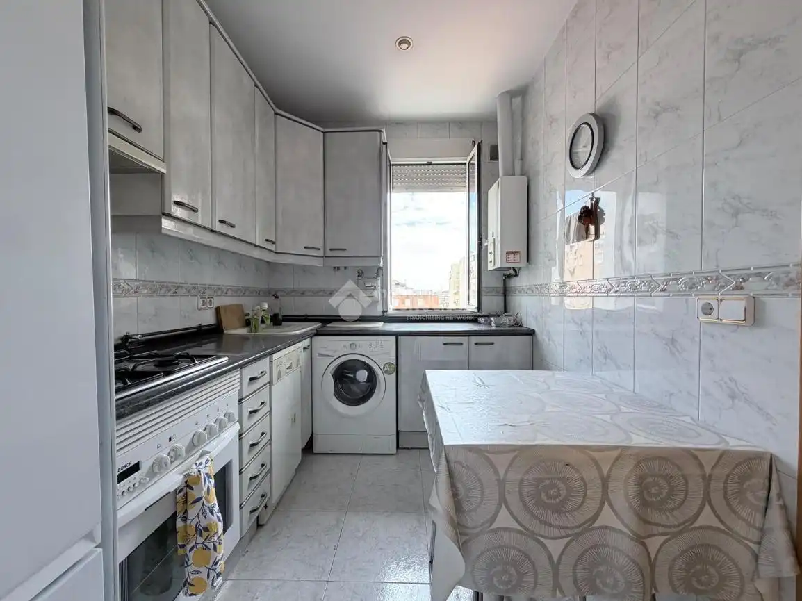 Flat with lift for sale in Barrio de Salamanca
