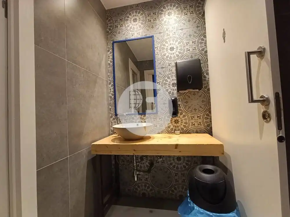 Badezimmer von Geschaftsraum zur Miete in Eixample