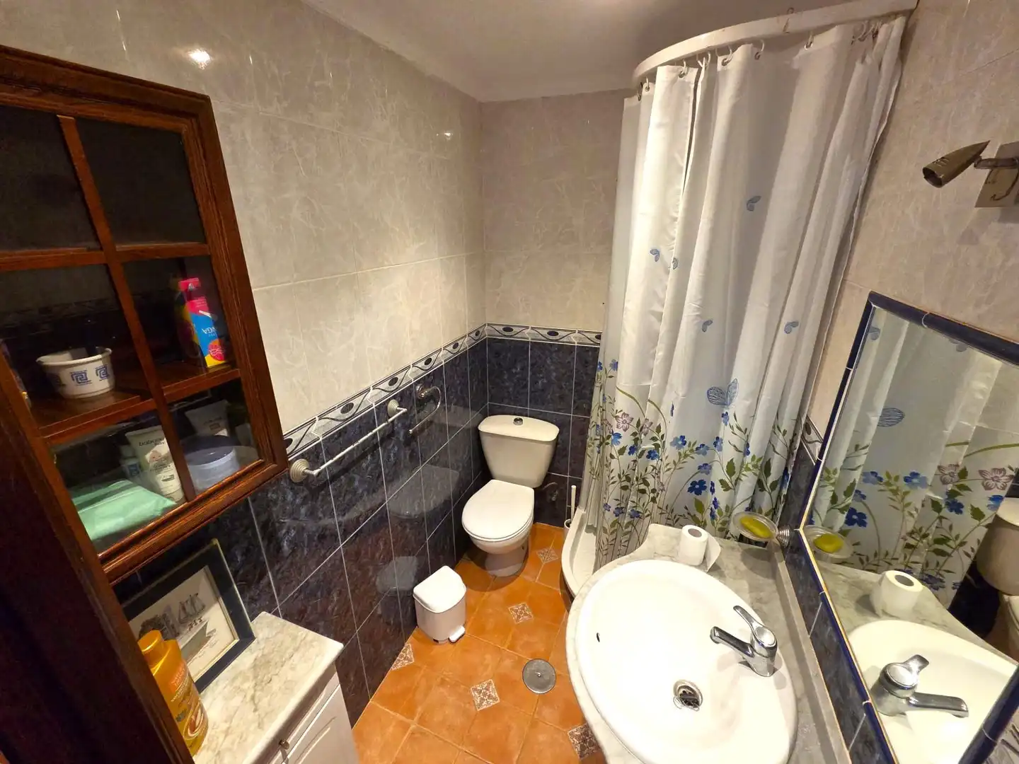 Badezimmer von Haus oder Chalet zum Verkauf in Chiclana de la Frontera mit Privatgarten, Abstellraum und Schwimmbad