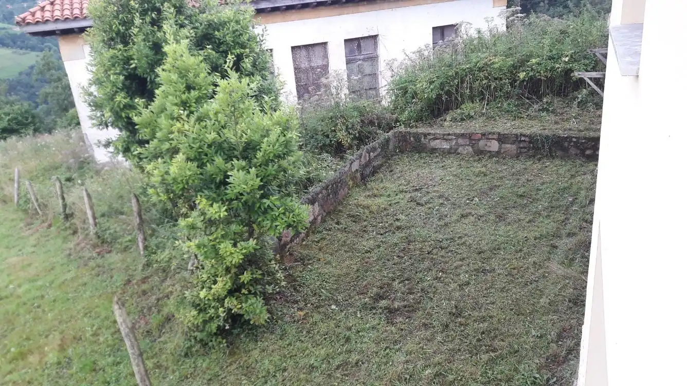 Casa amb jardí en venda a Parres, imagen 31