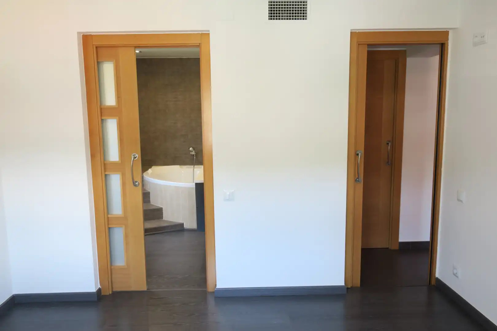 Ático en venta en Santa Coloma de Gramenet con Aire acondicionado, Calefacción y Terraza