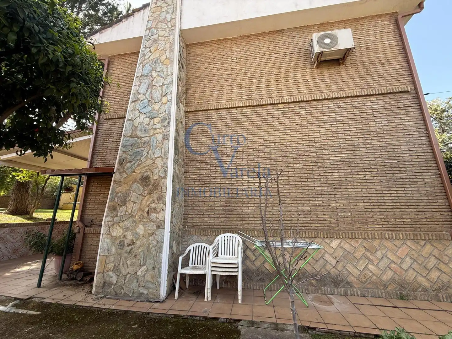 Vista exterior de Casa o chalet en venta en Montequinto con Aire acondicionado, Calefacción y Jardín privado