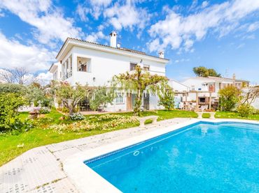 Casa con balcón en venta en Santa Maria