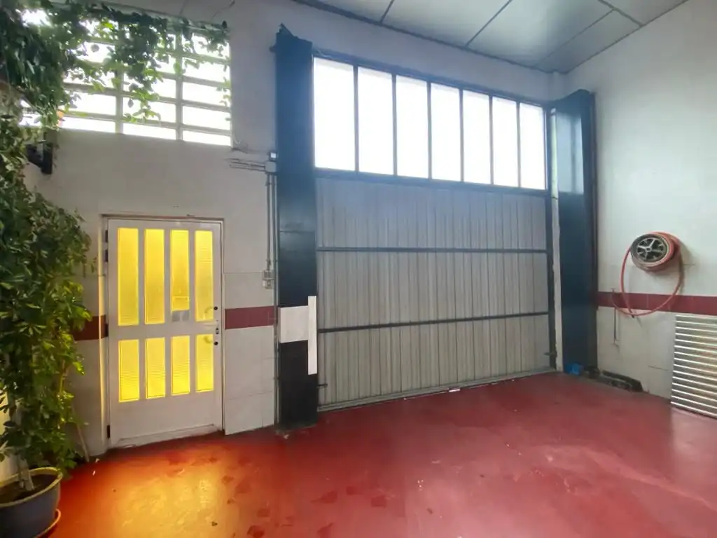 Local comercial en venda a N/A