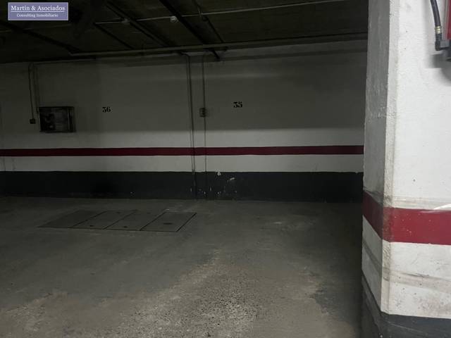 Garaje en Venta en Calle Betania, 5 en San Pablo