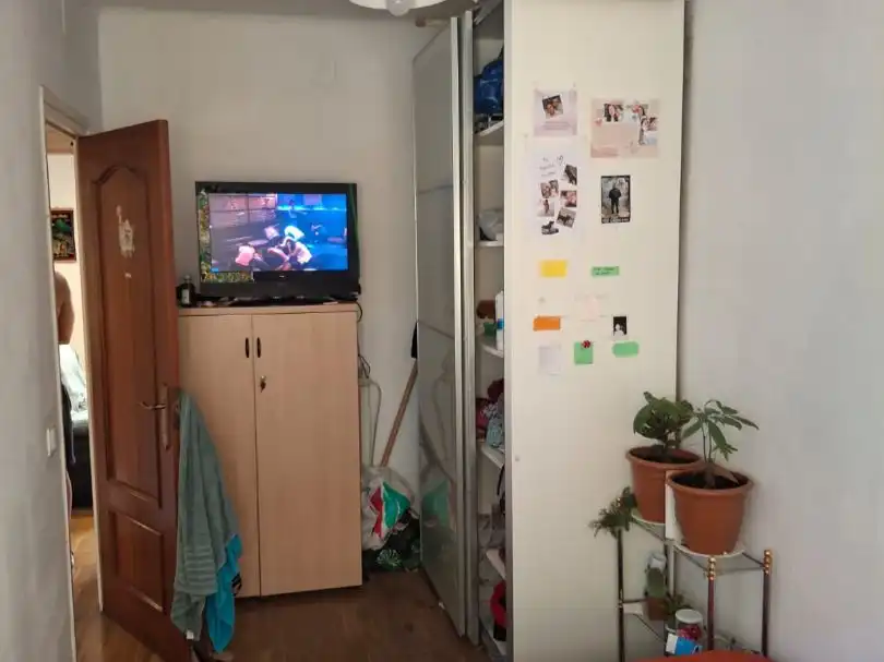 Flat for sale in calle Roger de Lluria 34, imagen 2