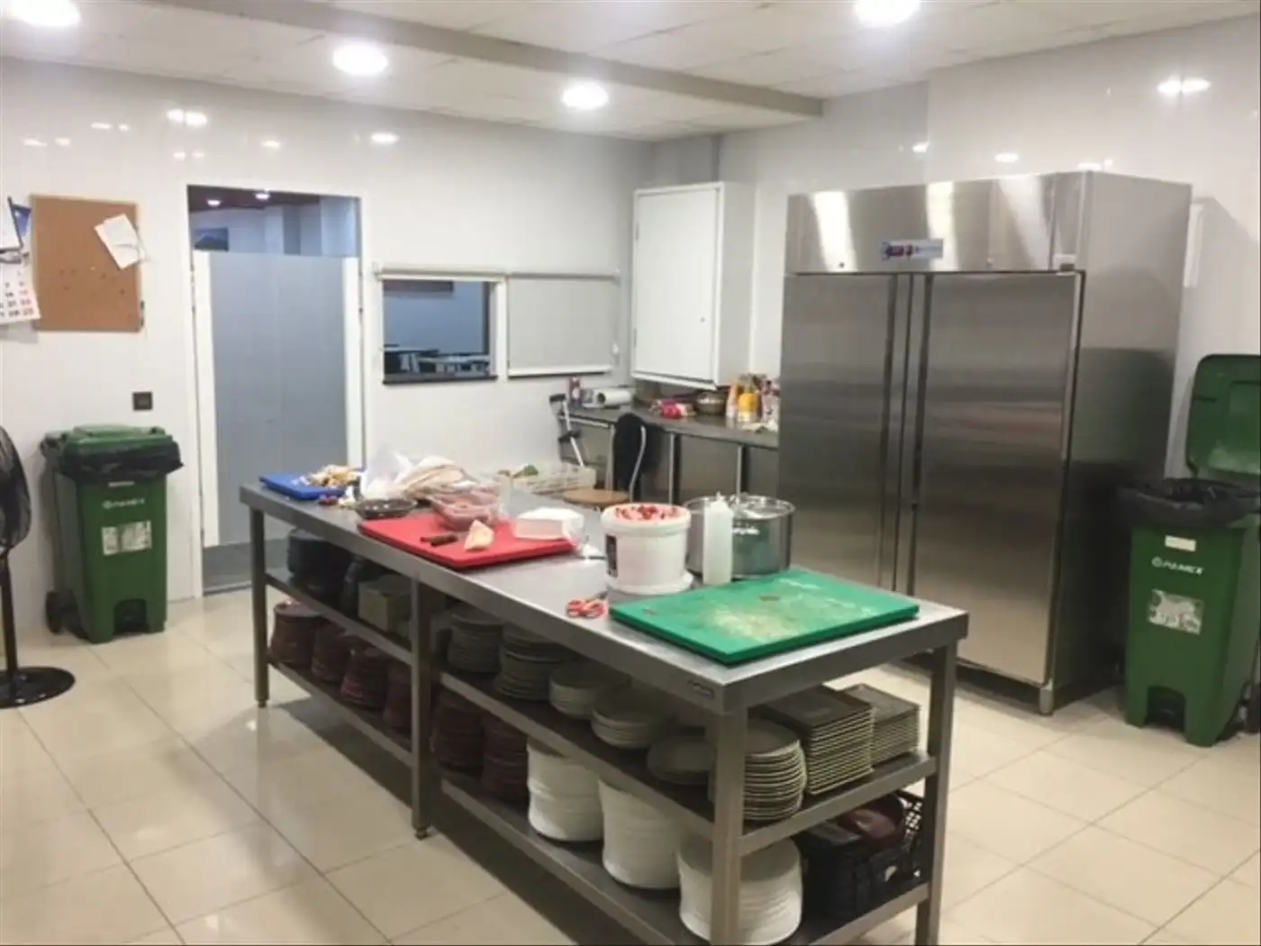 Cocina de Local en traspaso en Manresa con Aire acondicionado, Calefacción y Amueblado