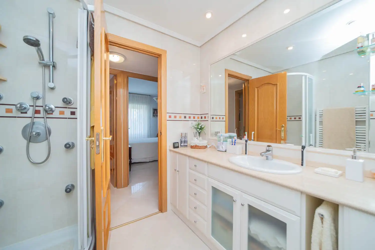 Bathroom of Flat for sale in Móstoles  with Air Conditioner, Heating and Terrace