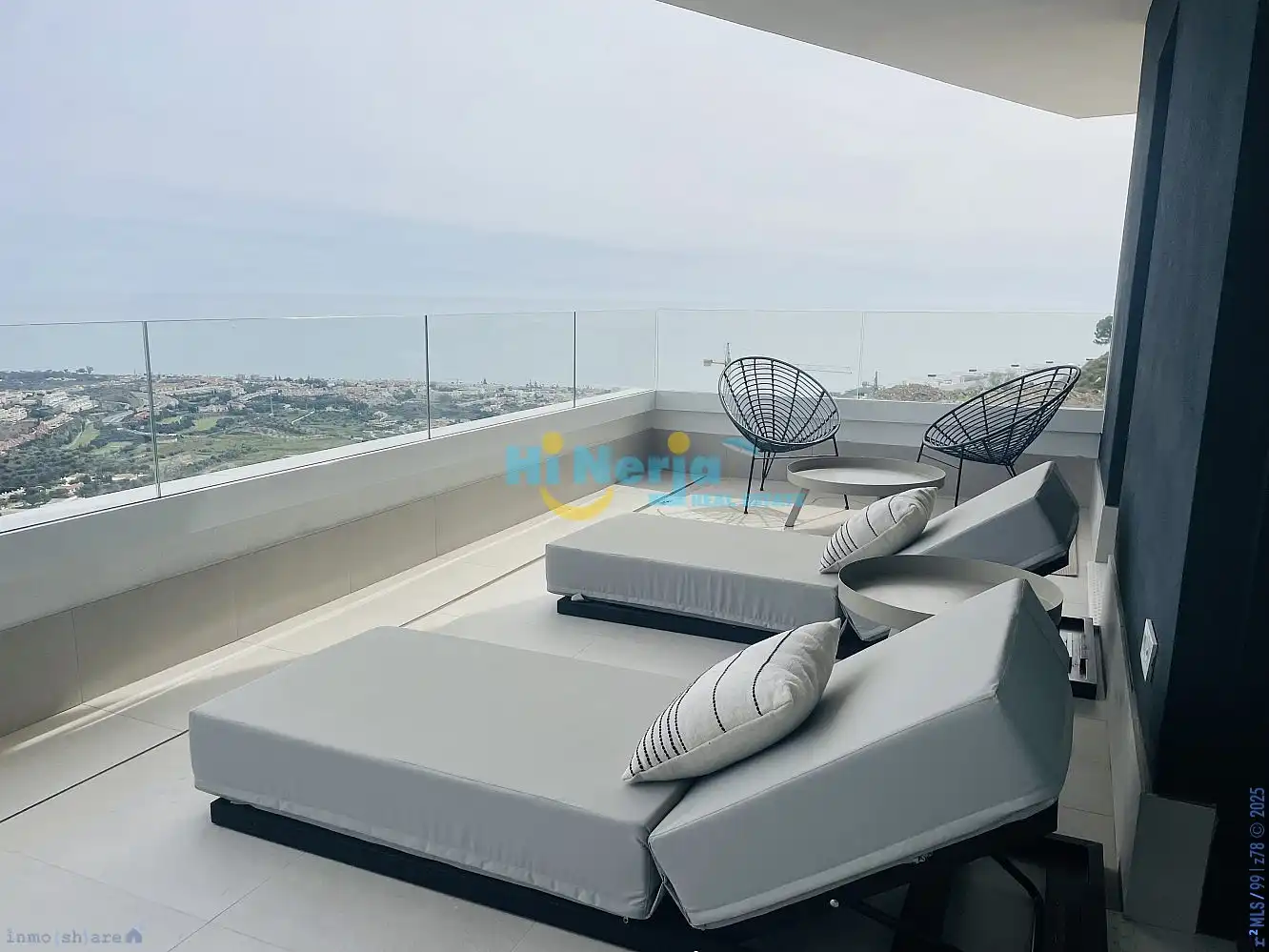 Apartamento con piscina en venta en Cotomar, imagen 2