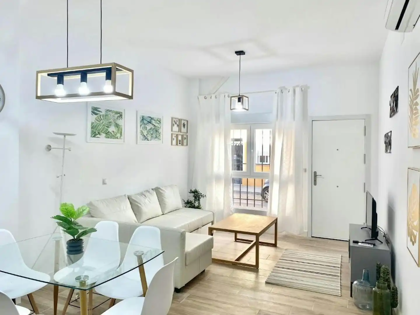 Wohnzimmer von Wohnung zur Miete in Madrid mit Klimaanlage, Heizung und Möbliert