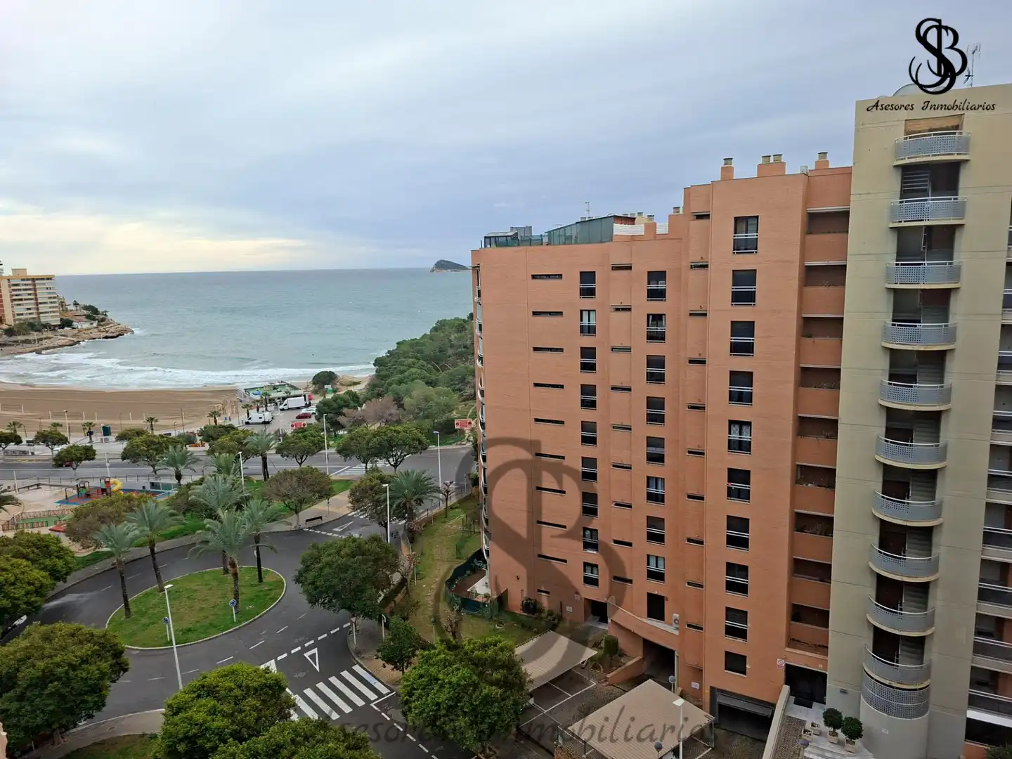 Vista exterior de Dúplex en venta en Villajoyosa / La Vila Joiosa con Aire acondicionado, Calefacción y Amueblado