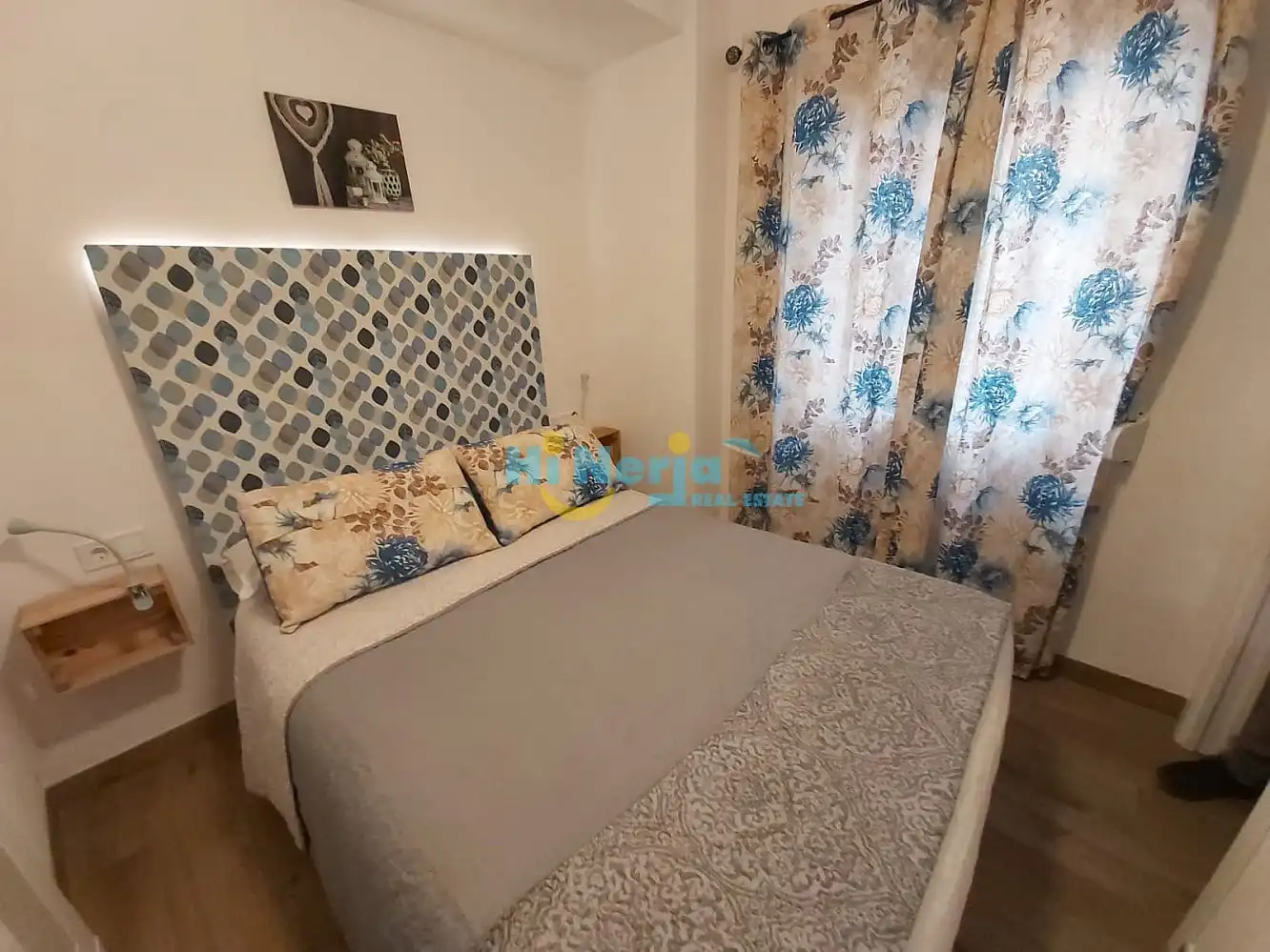 Dormitori de Apartament de lloguer en Nerja amb Aire condicionat, Calefacció i Moblat