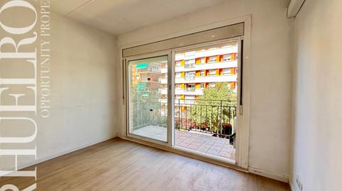 Foto 3 de Piso en venta en Avinguda Sant Esteve, Sant Miquel, Barcelona