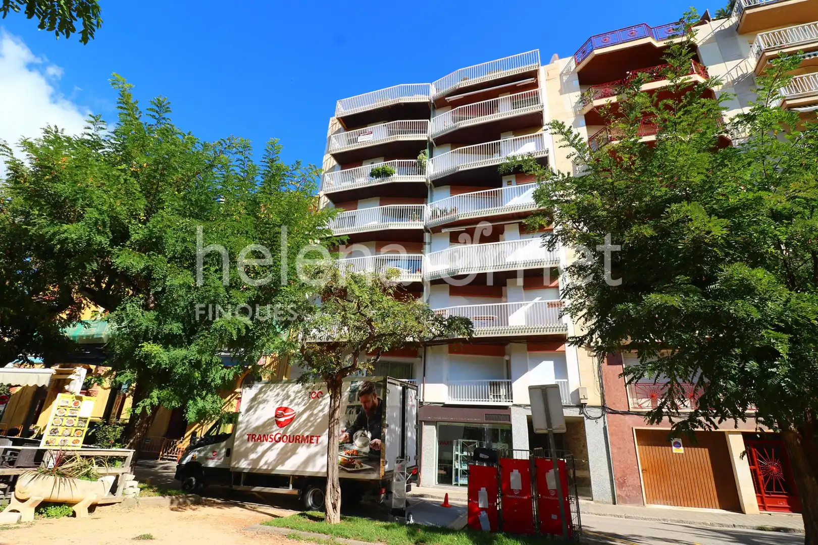 Vista exterior de Pis en venda en Sant Feliu de Guíxols amb Aire condicionat, Calefacció i Terrassa