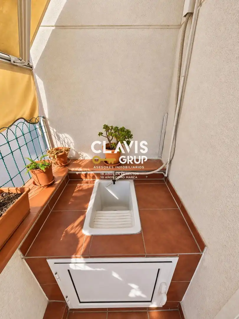 Penthouse with lift for sale in Nou Barris, imagen 5