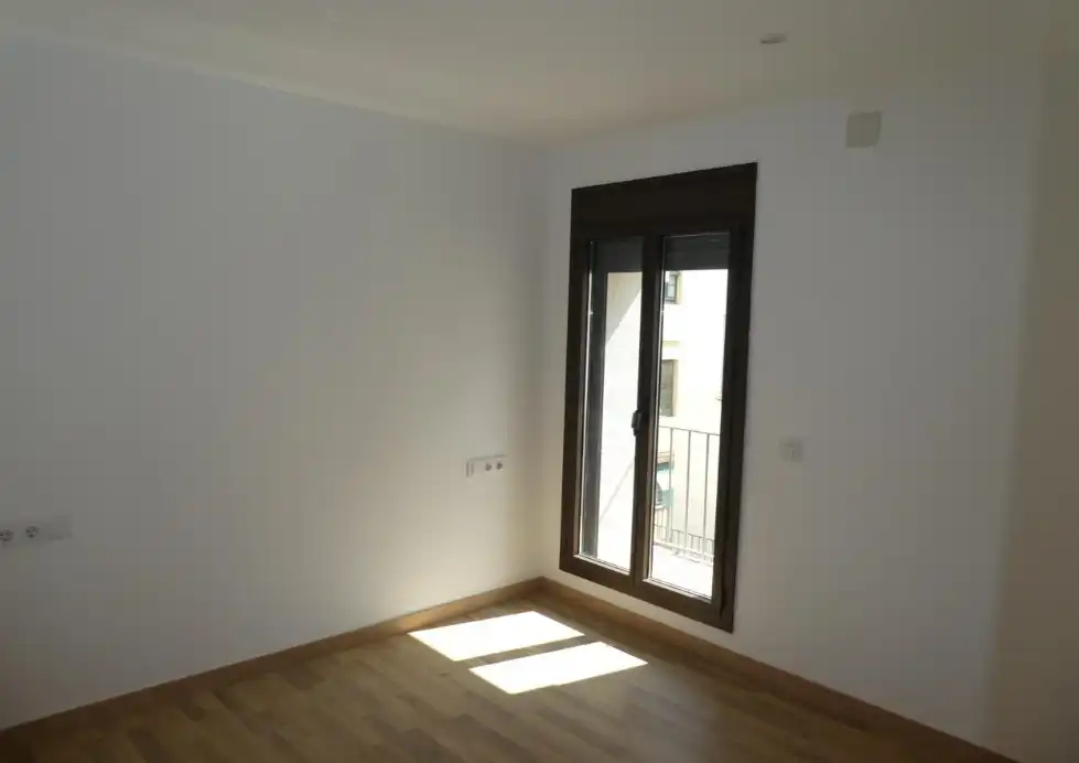 Habitación de Dúplex en venta en Vilanova i la Geltrú con Aire acondicionado, Calefacción y Parquet