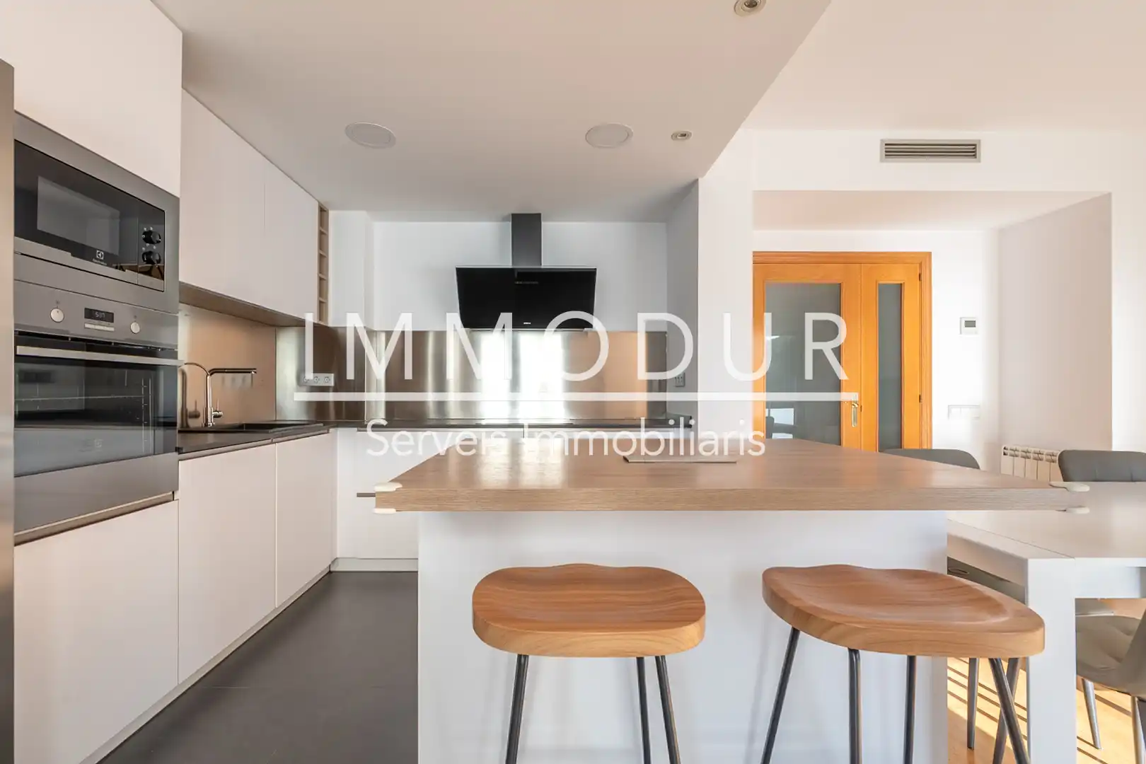 Flat for rent in Avinguda d'Europa, Gavà Mar