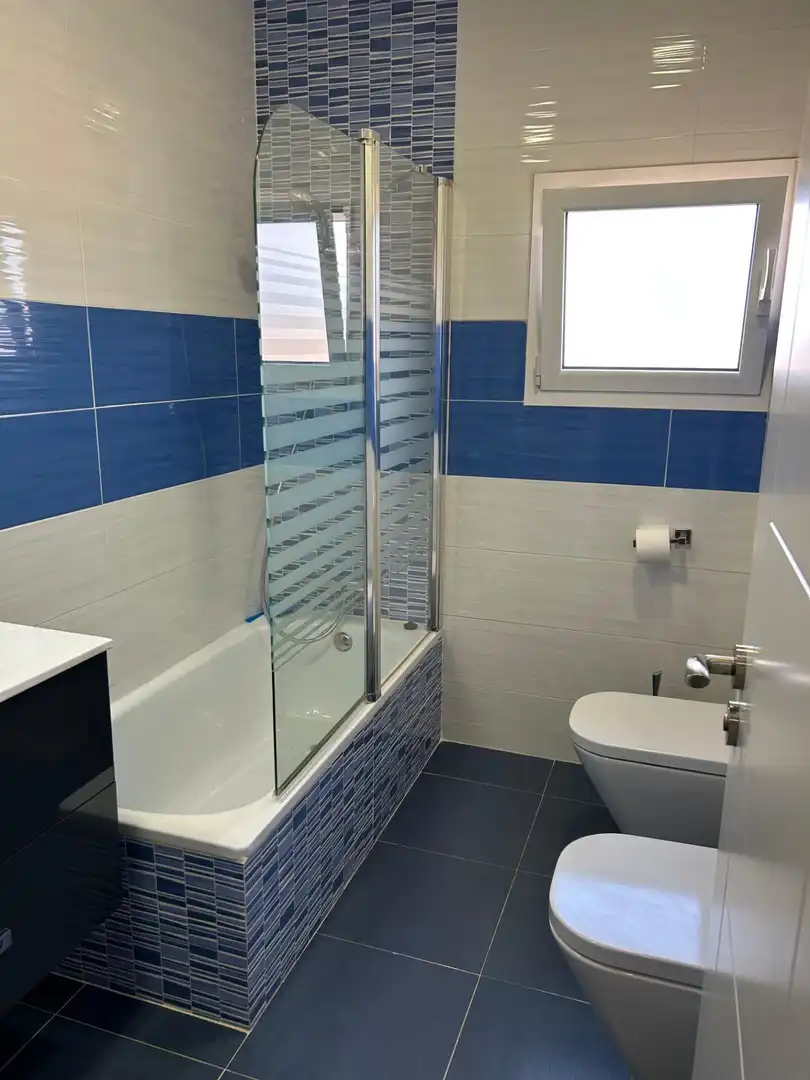 Bathroom of Attic for sale in Guadalajara  with Air Conditioner, Terrace and Storage room
