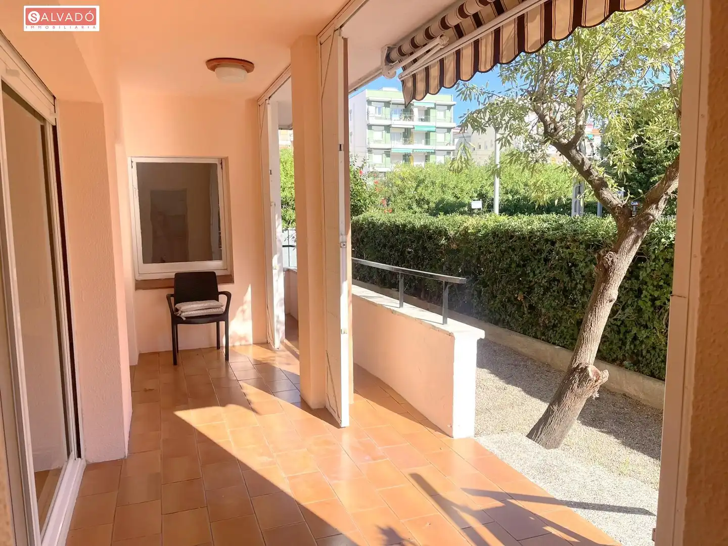 Terrasse von Erdgeschoss zum Verkauf in Calafell mit Heizung, Privatgarten und Terrasse