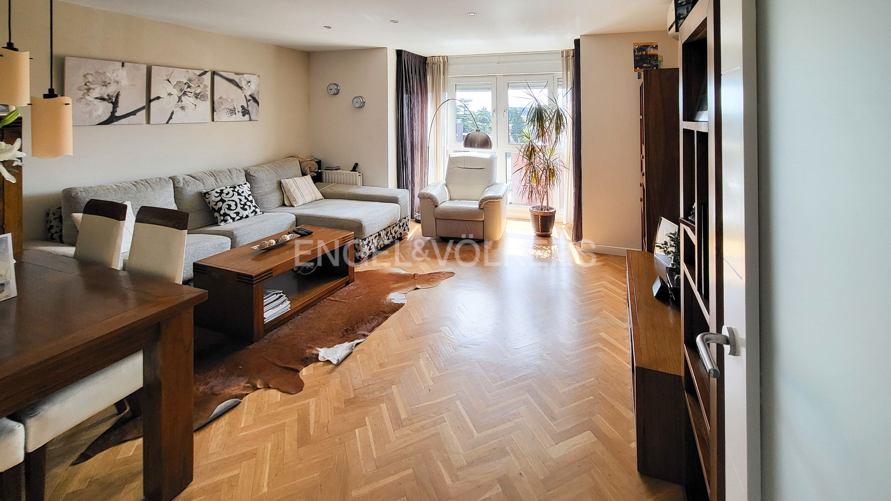 Living room of Apartment to rent in  Madrid Capital  with Air Conditioner, Heating and Swimming Pool