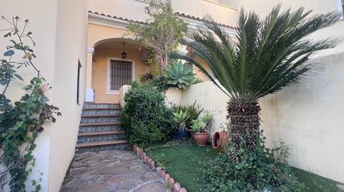 Foto 4 de Casa adosada en venta en Los Barrios, Cádiz