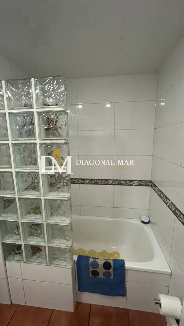 Baño de Piso en venta en Barcelona con Aire acondicionado y Balcón