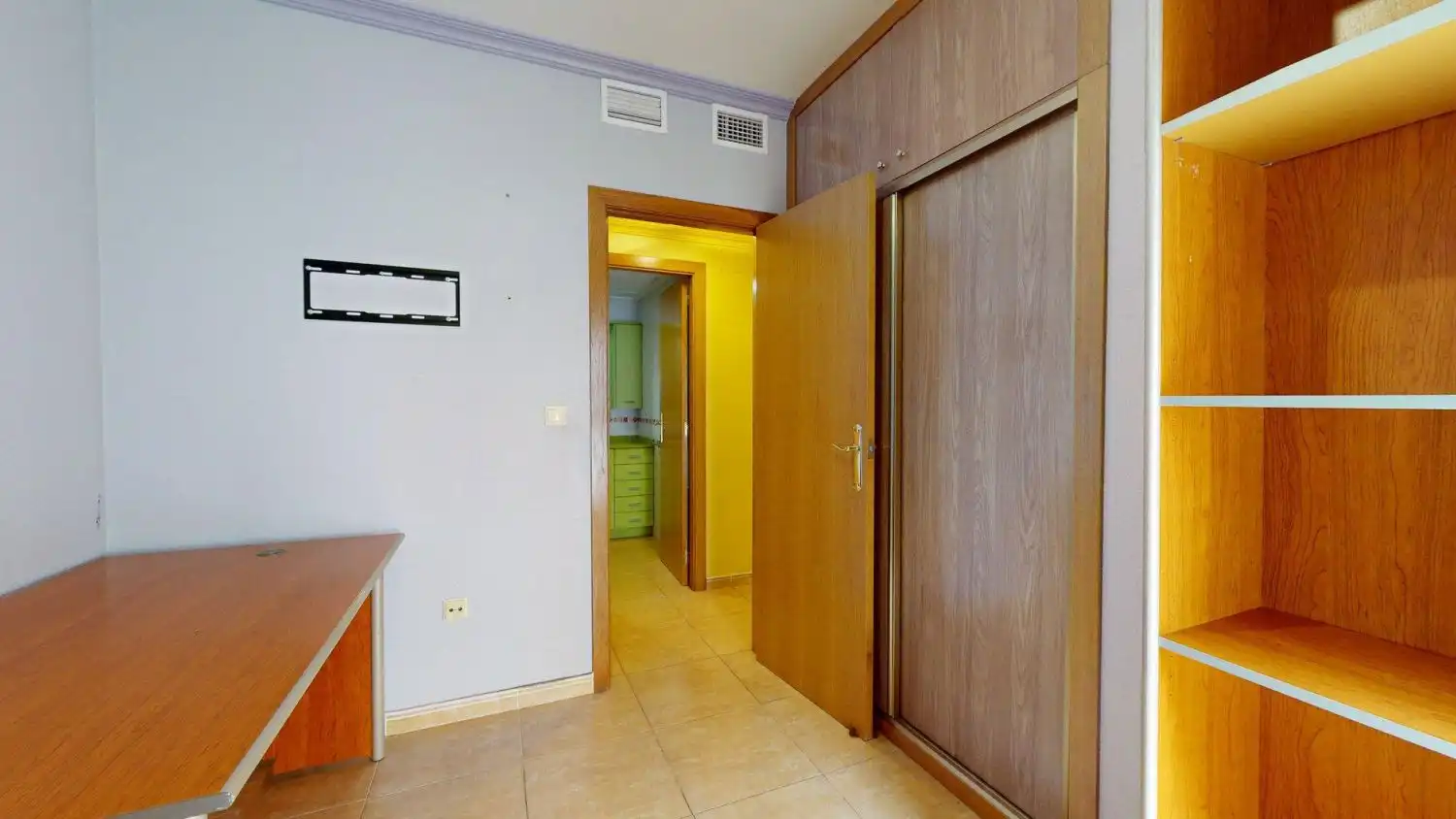 Piso en venta en Alicante / Alacant con Aire acondicionado, Calefacción y Trastero