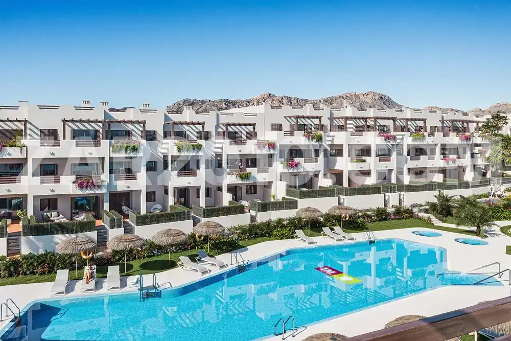 Erdgeschosswohnung mit Pool zum Verkauf in Calle Lisboa, imagen 3