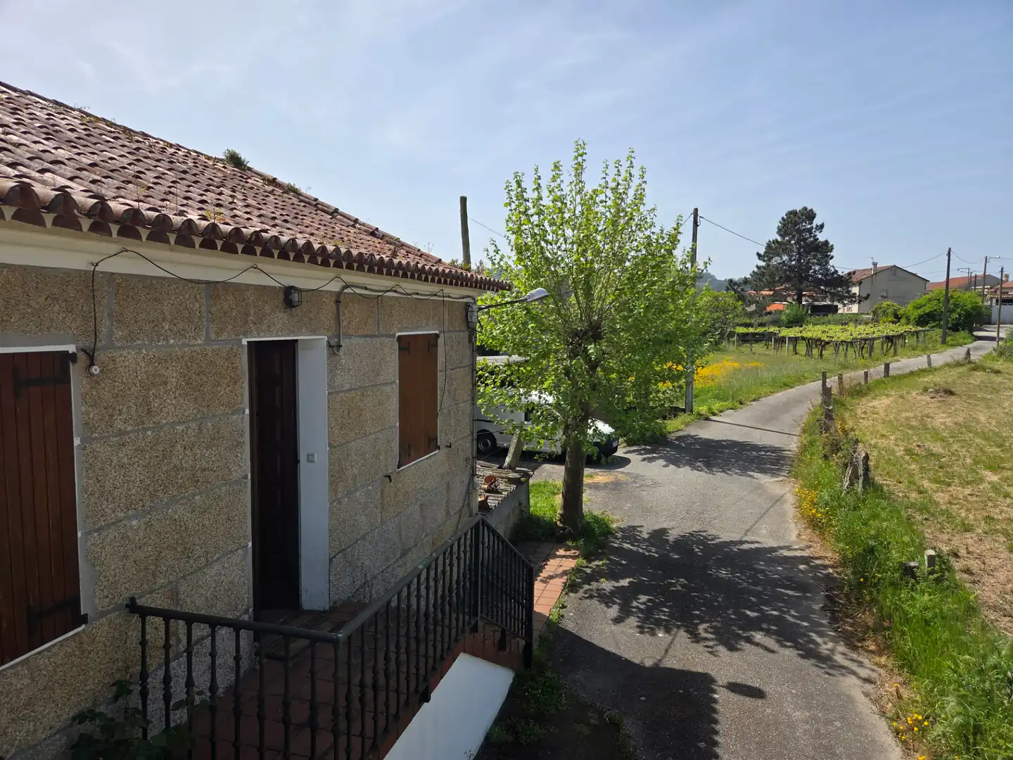 Vista exterior de Casa o xalet en venda en Sanxenxo amb Jardí privat i Terrassa