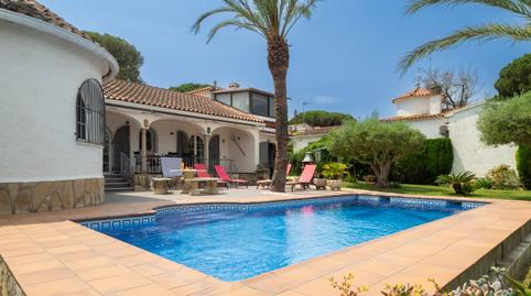 Foto 4 de Casa o chalet en venta en Calle Mallols, Riells, Girona