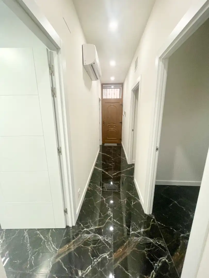 Flat for rent in Pinto  with Air Conditioner, Heating and Oven