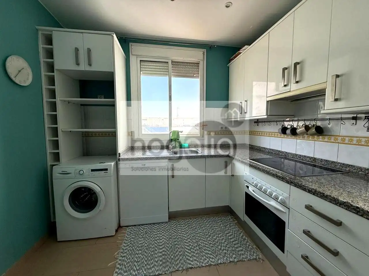 Piso con terraza en venta en Casco Antiguo, imagen 2