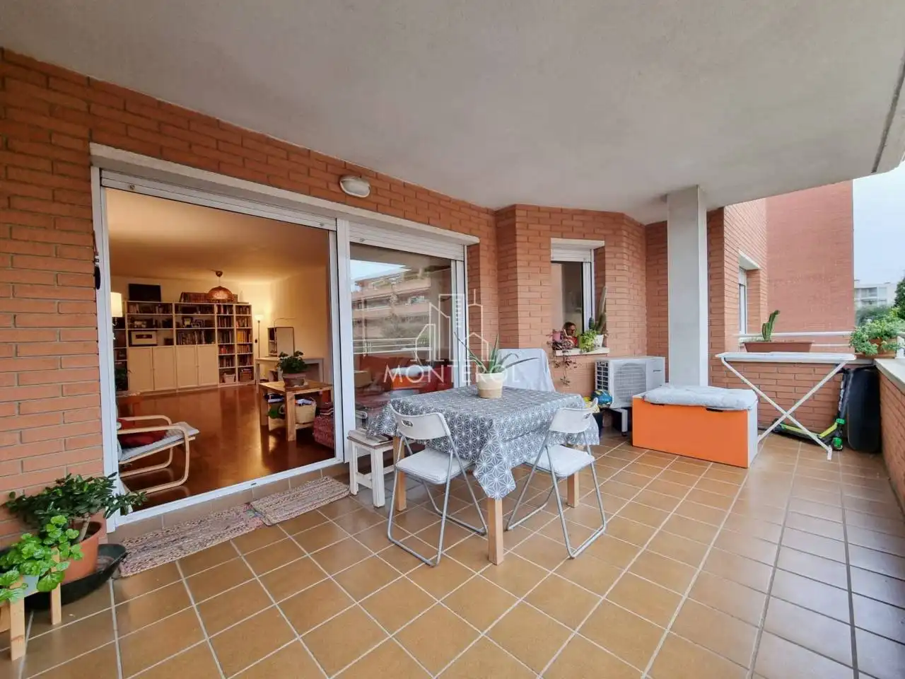 Terraza de Piso en venta en Cerdanyola del Vallès con Aire acondicionado, Calefacción y Parquet