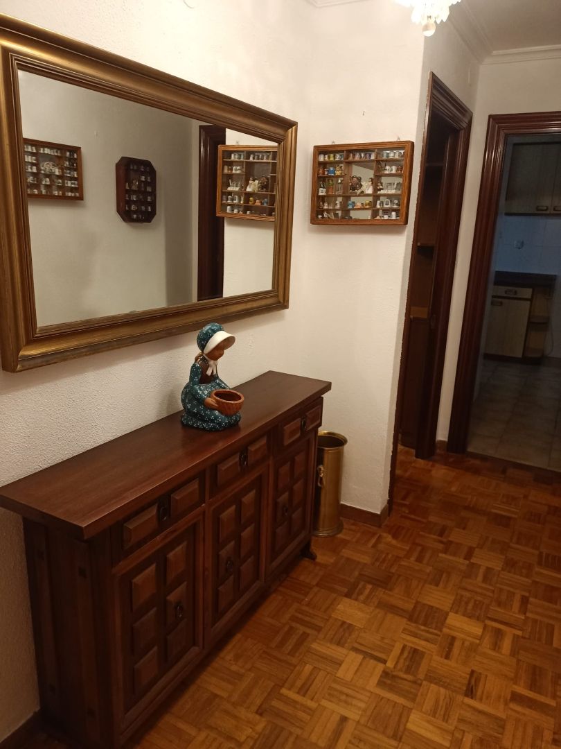 Piso en venta en Gijón  con Calefacción, Parquet y Amueblado