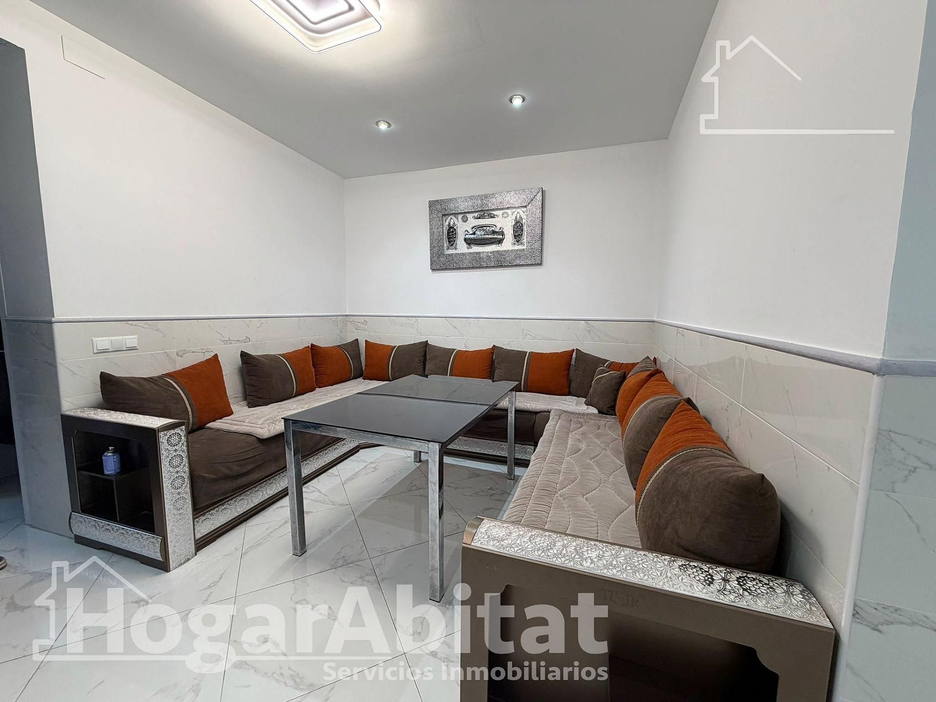 Sala de estar de Piso en venta en Sagunto / Sagunt con Terraza y Alarma