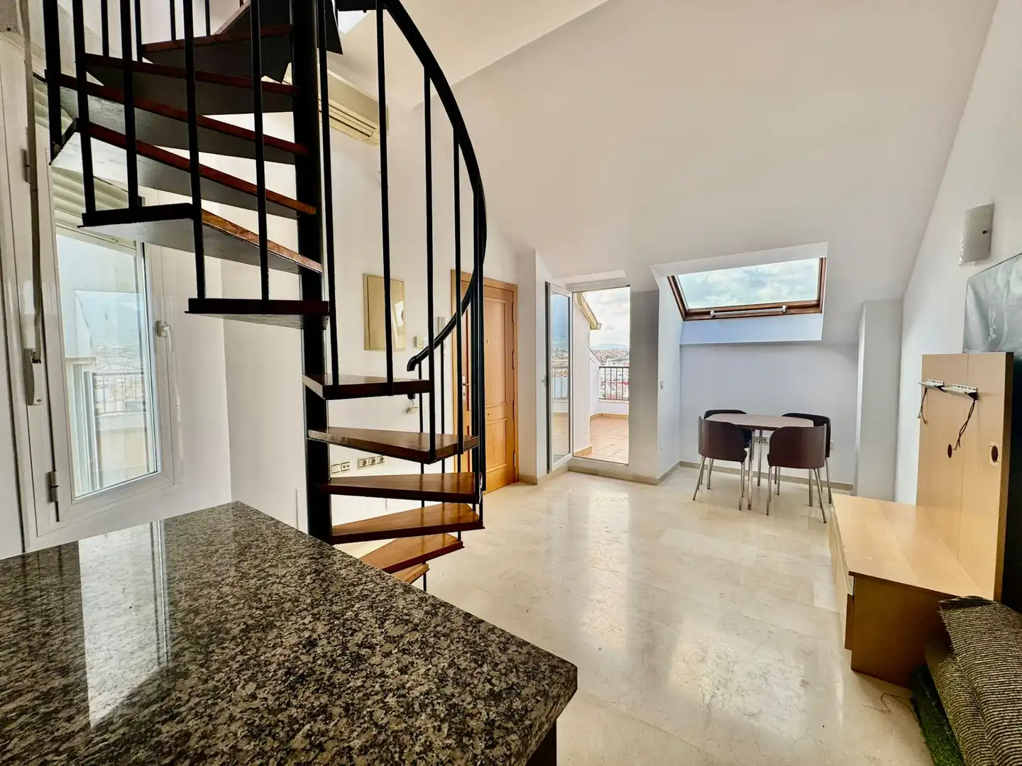 Ático en venta en Fuengirola con Aire acondicionado, Calefacción y Terraza