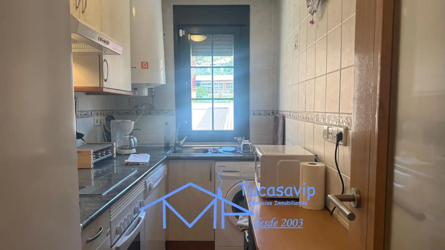 Cocina de Dúplex en venta en El Hoyo de Pinares  con Calefacción y Amueblado