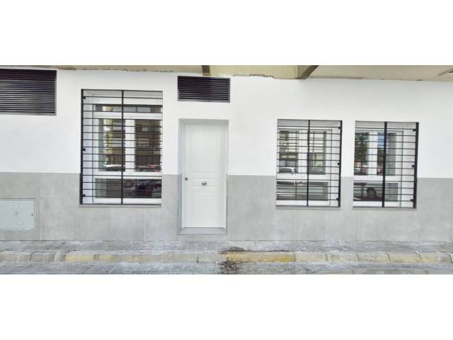 Apartamento en Venta en Calle Parque de Cazorla, 1 en Pino Montano - Consolación