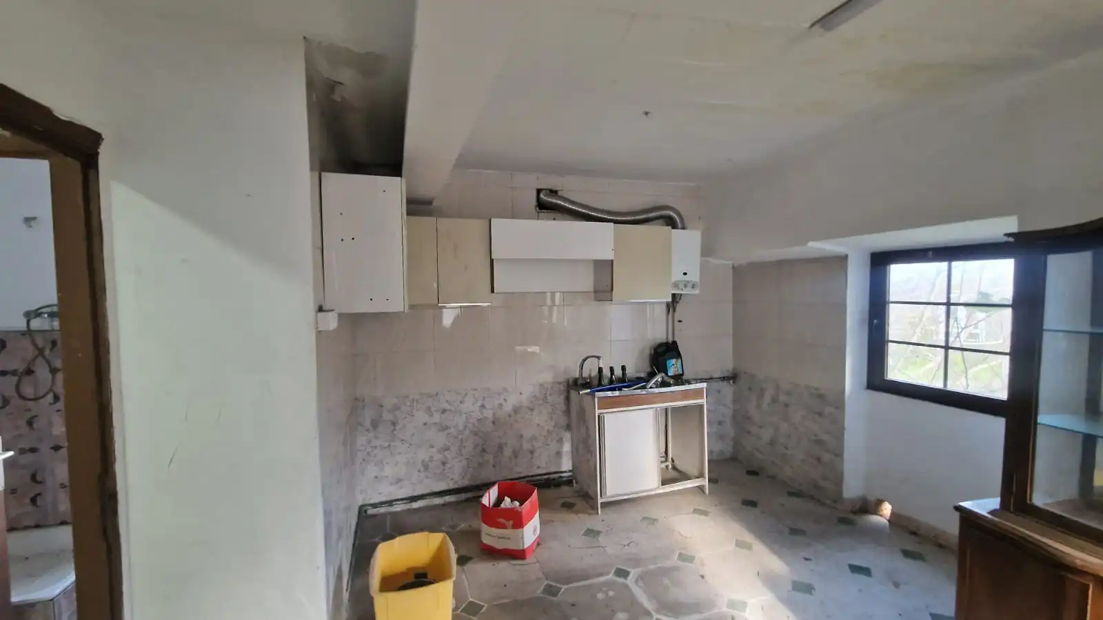 Cuina de Casa o xalet en venda en Arteixo amb Jardí privat i Terrassa