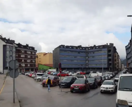 Terreny residencial en venda a Calle Alfonso Argüelles 5